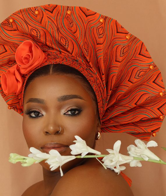 Sishweshwe - Beaded Flower Fan Gele